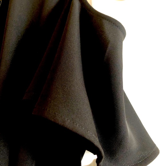Calvin Klein Cold Shoulder Black Dress / Size 6 / NEW - Picture 9 of 9